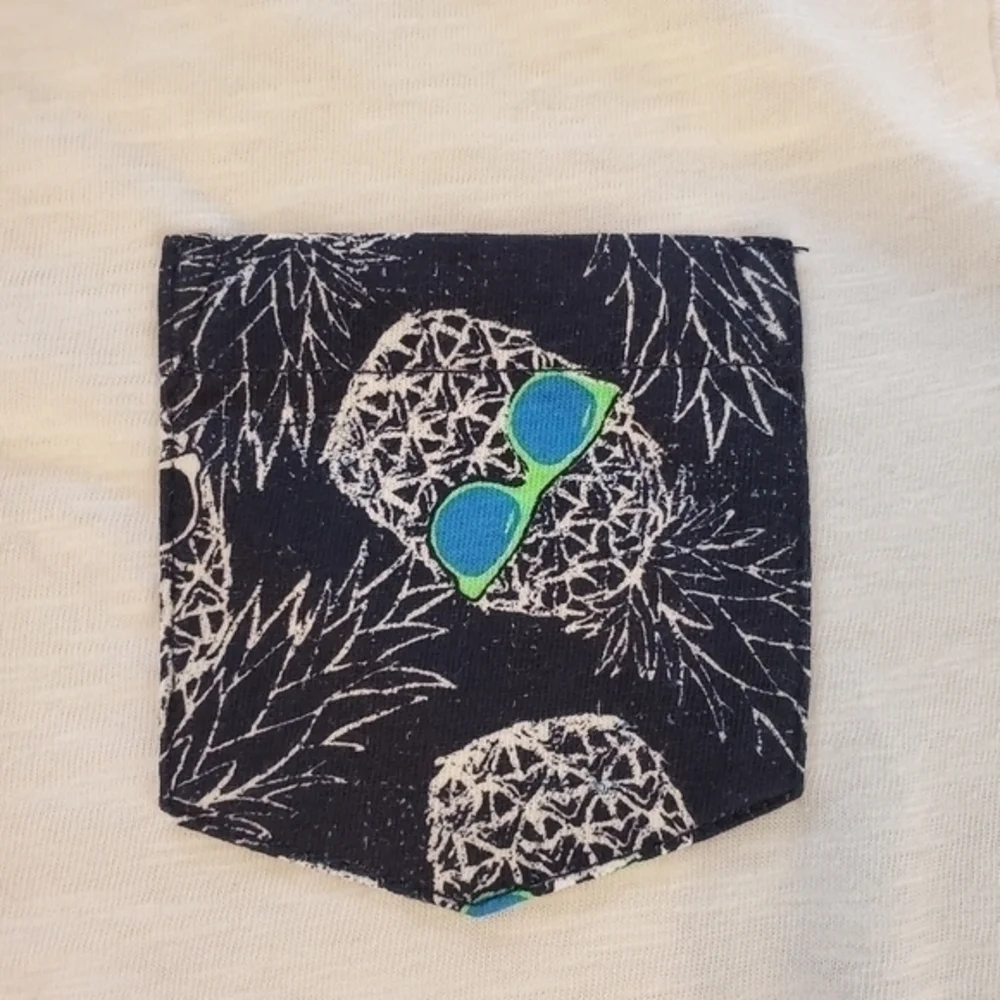NWOT Old Navy short sleeves T-shirt